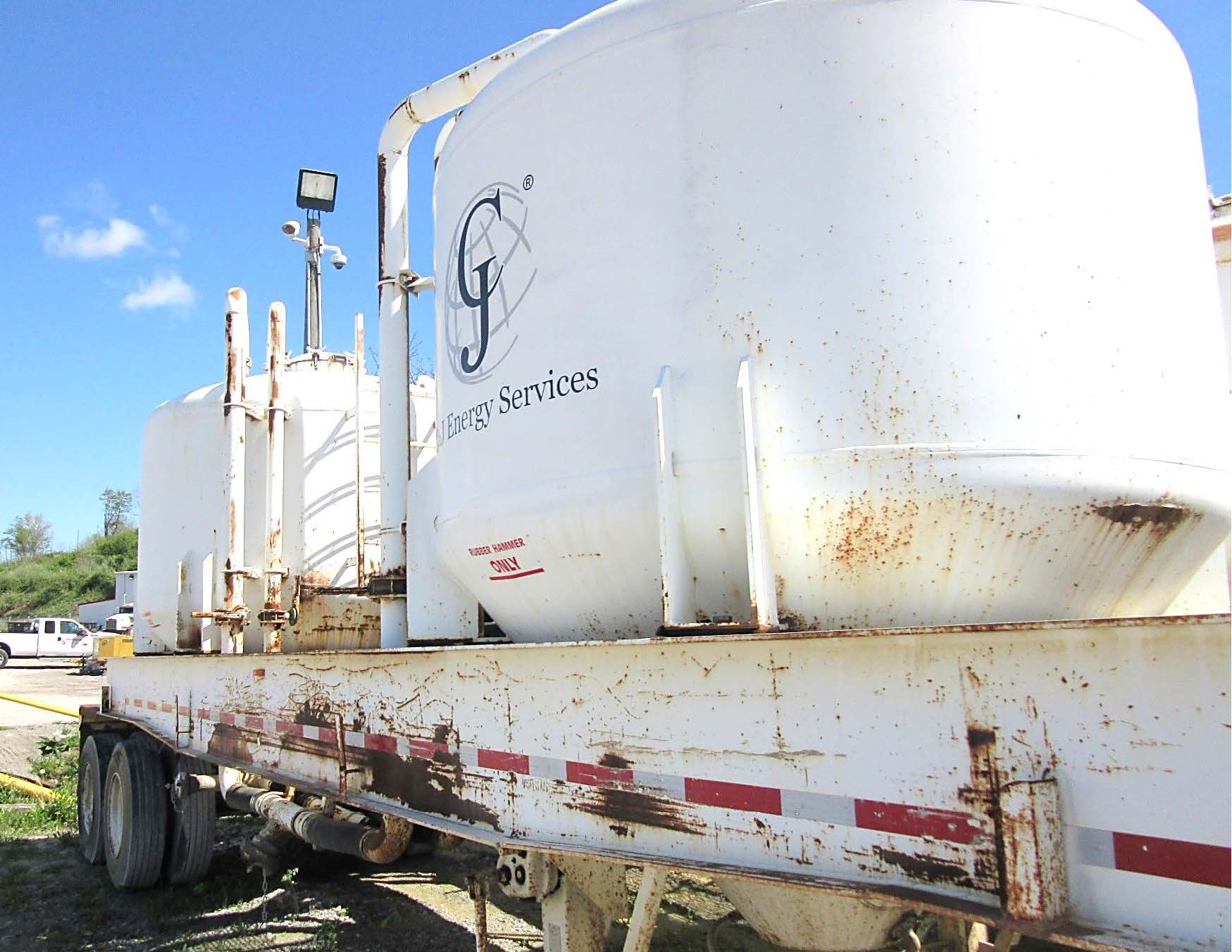 DUE 52633 TRAILERMOUNTED CEMENT HAULER Dragon Used Equipment