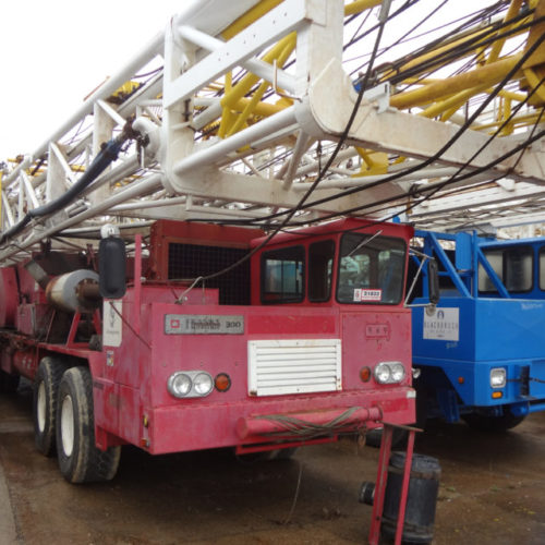 2011 Service King 1000HP Carrier Mounted Drilling Rig