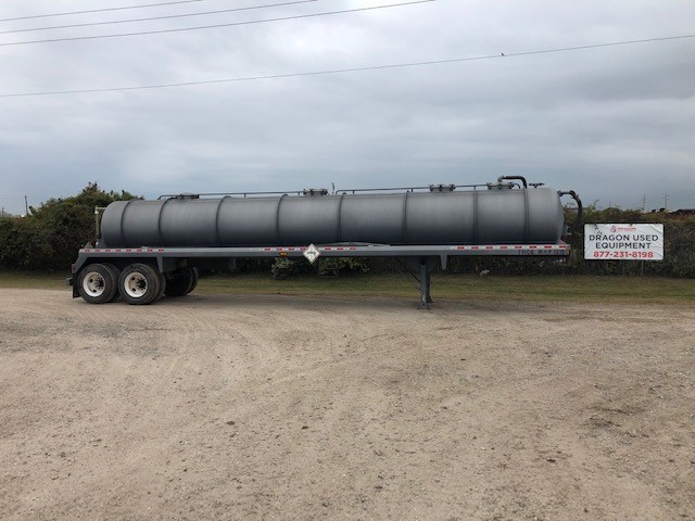 DUE 54056: DRAGON 130BBL SPRING RIDE STEEL VACUUM TRAILER